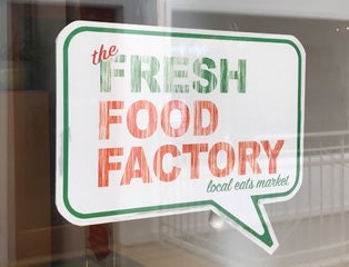 Fresh-Food-Factory-Space